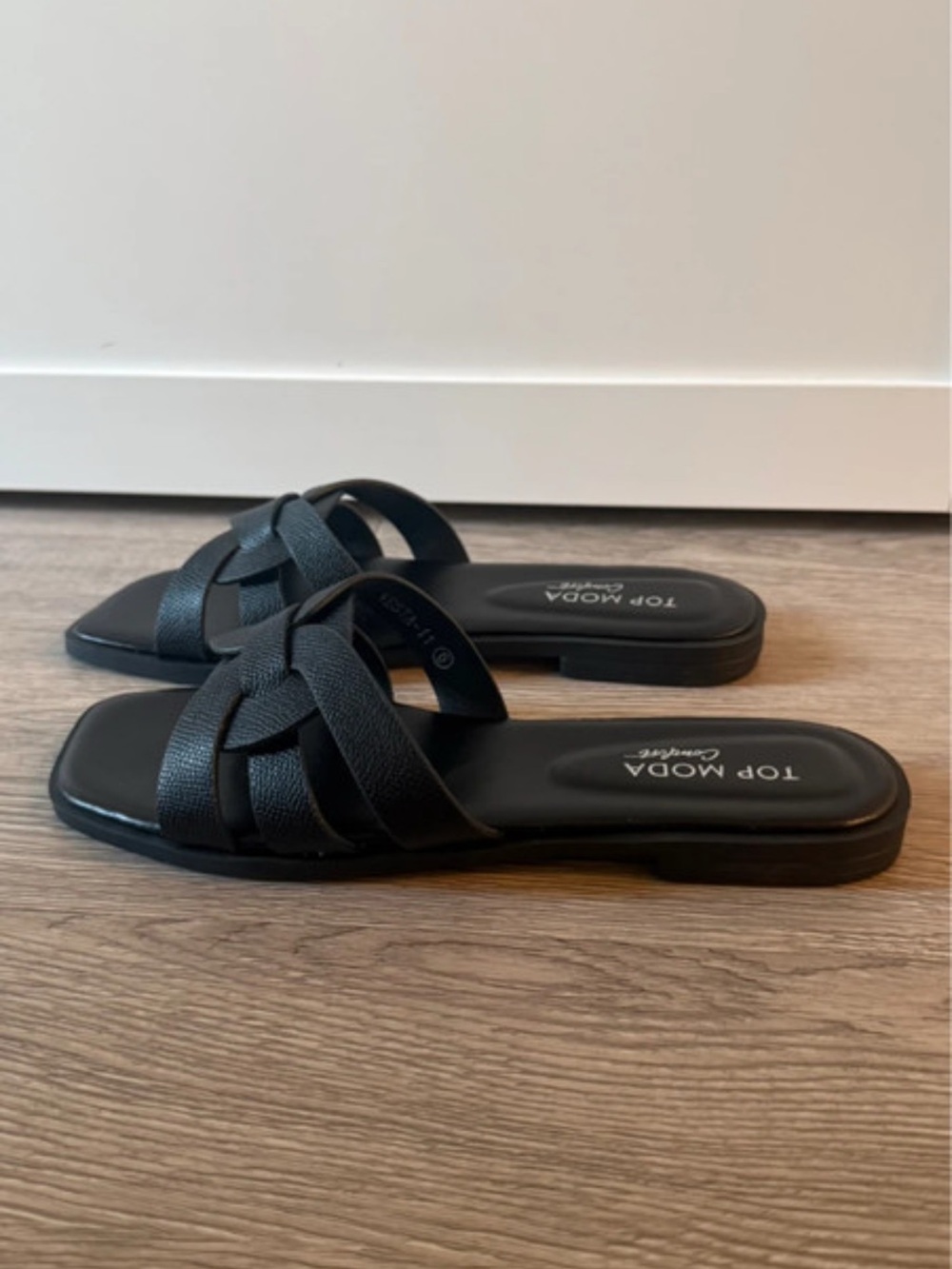 Top Moda Black Braided Slide Sandals Women’s Size 6 New - Picture 2 of 6